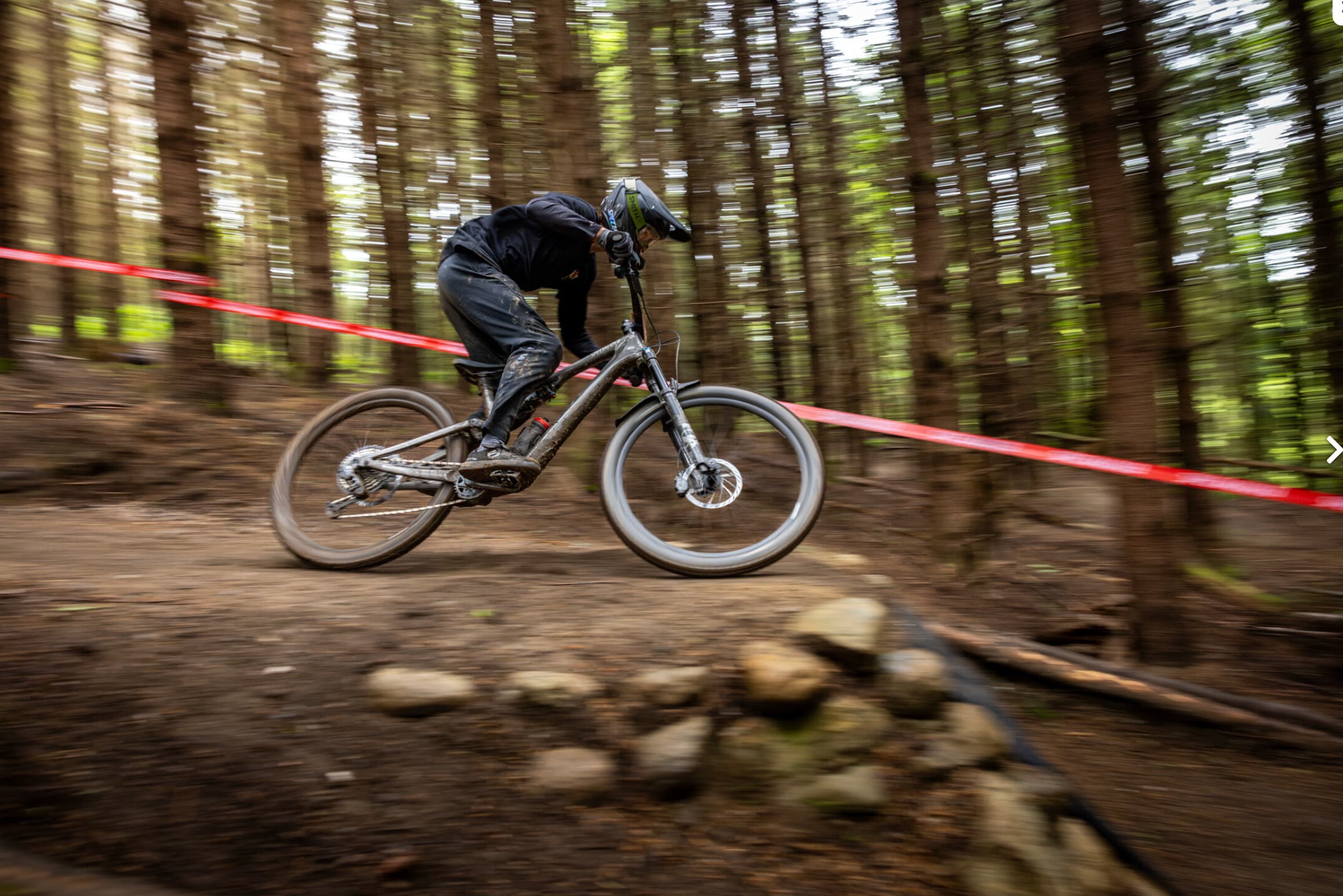Hotlaps MTB — riders and spectators at Port Gamble